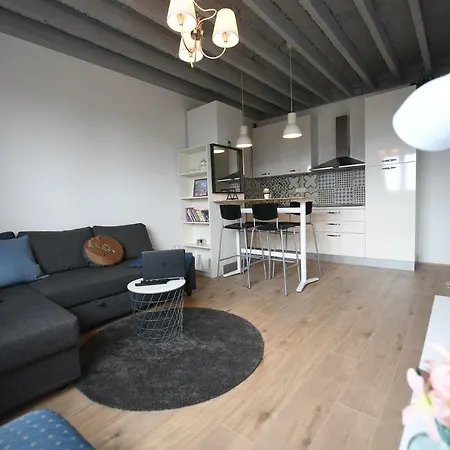 Apartment Sand Apartments *